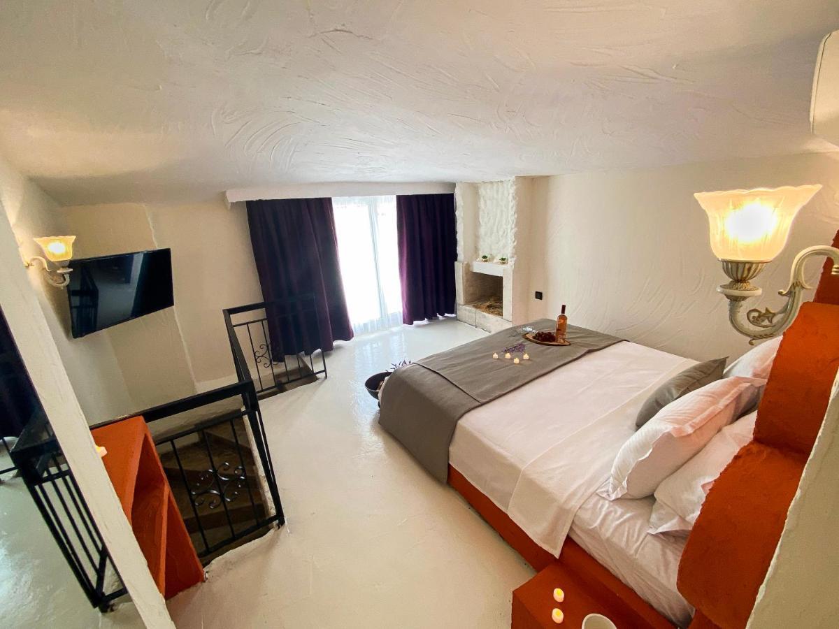 Tek Han Alacati Hotel Екстериор снимка