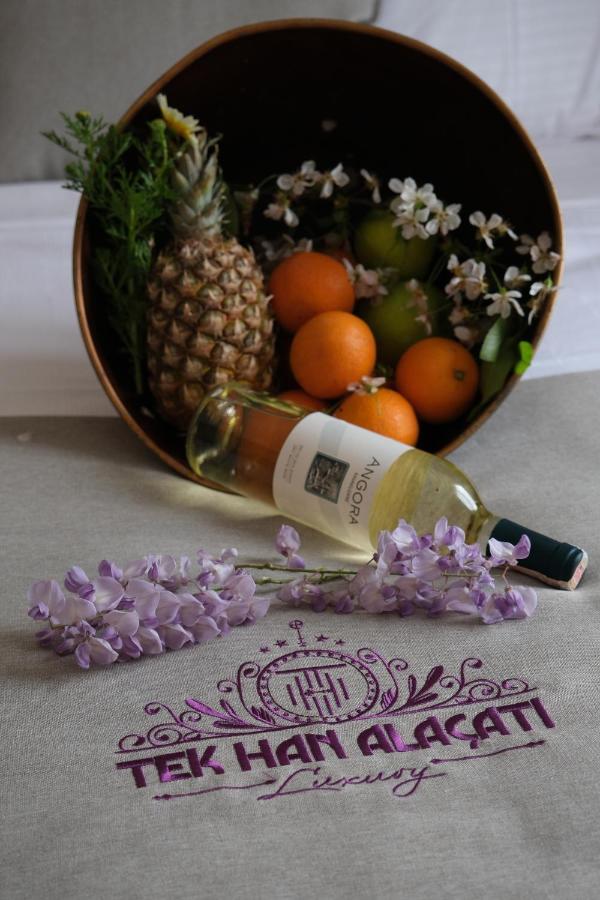 Tek Han Alacati Hotel Екстериор снимка