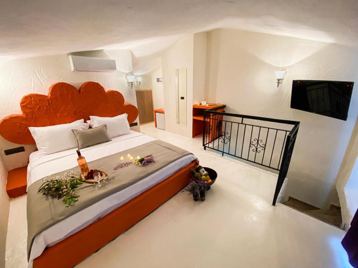 Tek Han Alacati Hotel Екстериор снимка