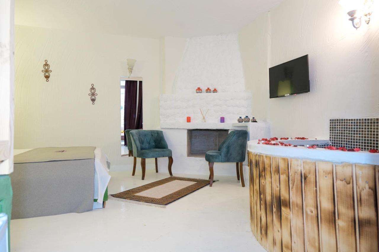 Tek Han Alacati Hotel Екстериор снимка