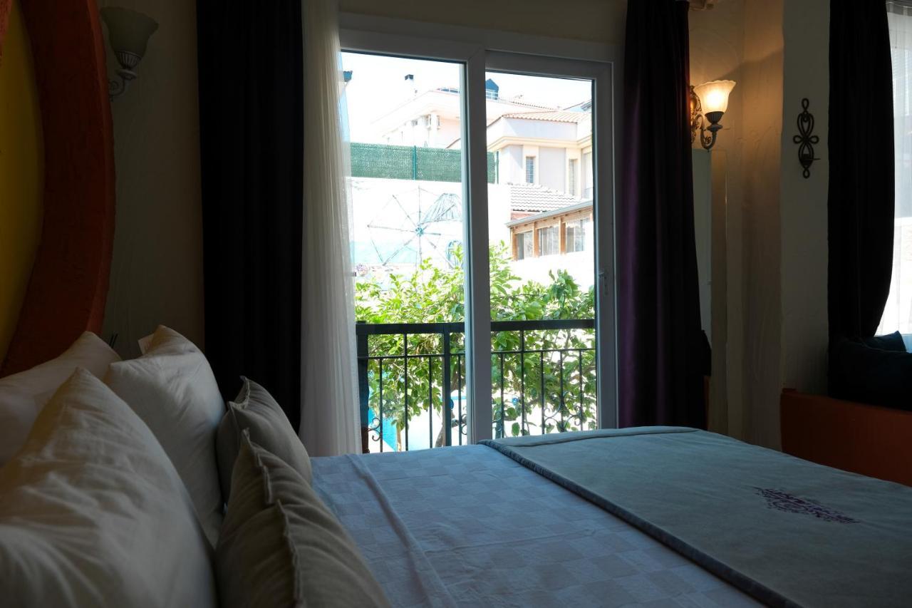 Tek Han Alacati Hotel Екстериор снимка
