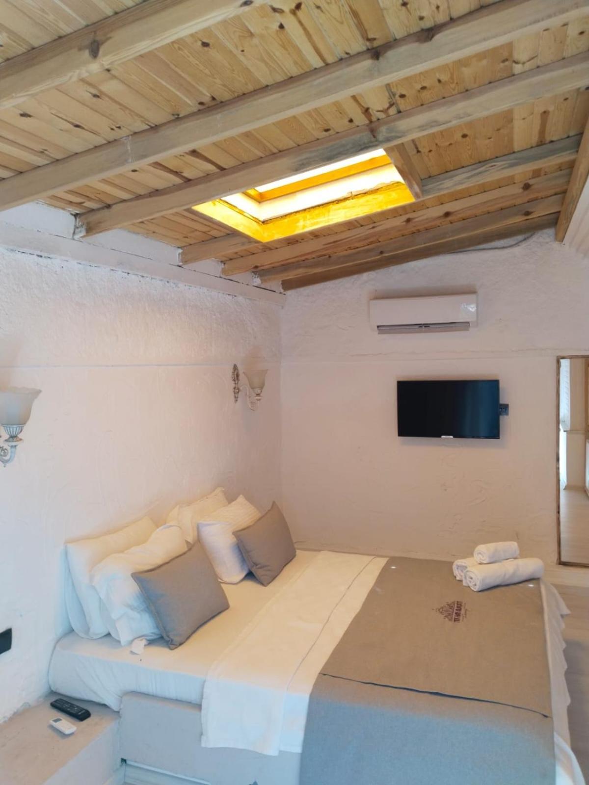 Tek Han Alacati Hotel Екстериор снимка
