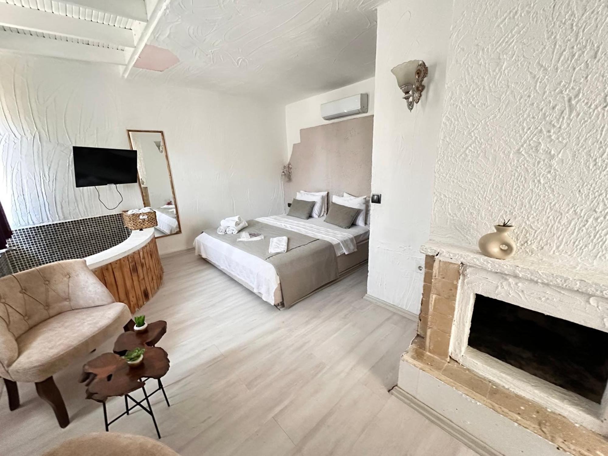 Tek Han Alacati Hotel Екстериор снимка