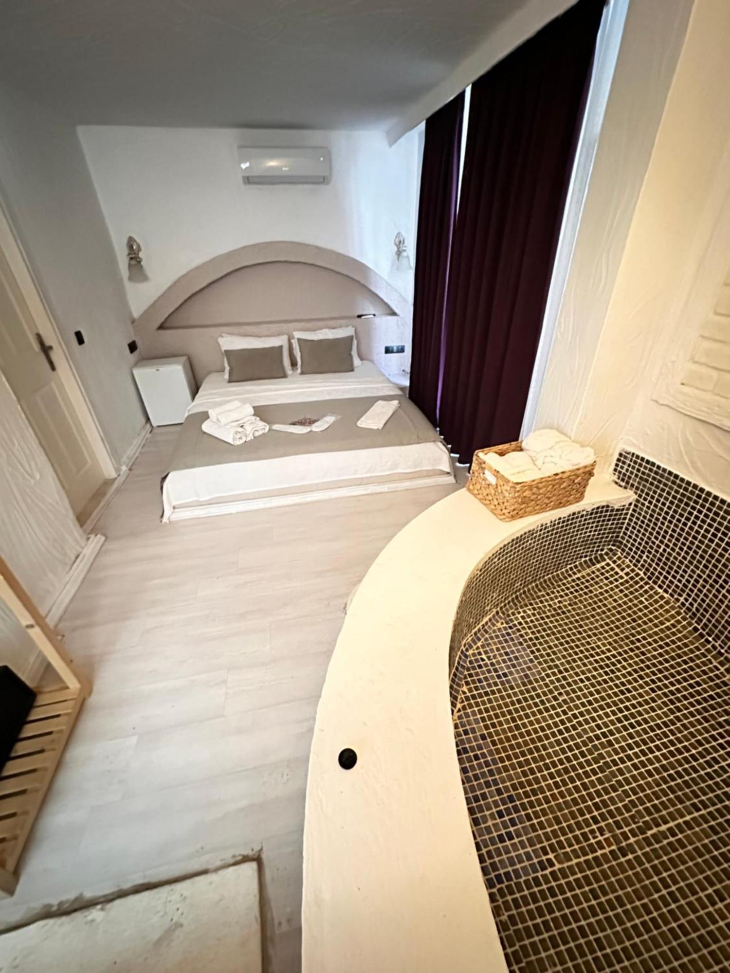 Tek Han Alacati Hotel Екстериор снимка