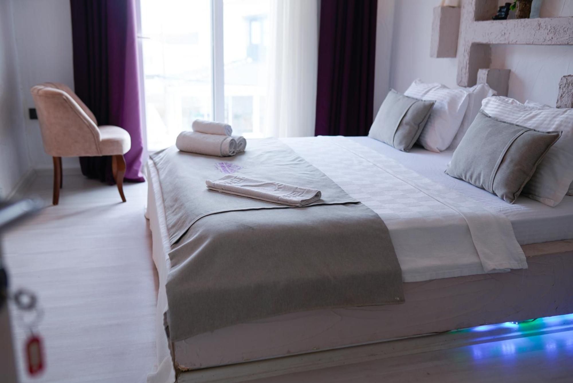 Tek Han Alacati Hotel Екстериор снимка